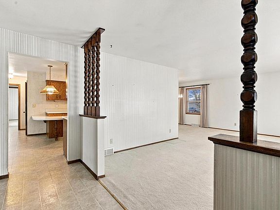3rd image of 2130 N 28th STREET