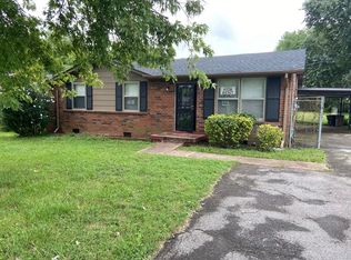 225 Haynes Park Dr, Nashville, TN 37218
