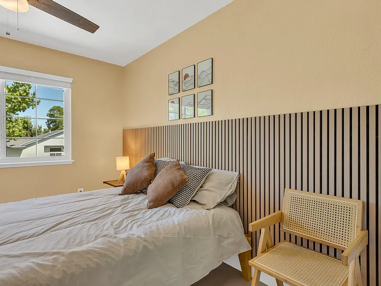 8024 Caymus Dr — Photo 20