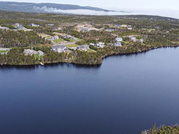 16-18 Mountain Crescent, Pouch Cove, NL A0A3L0