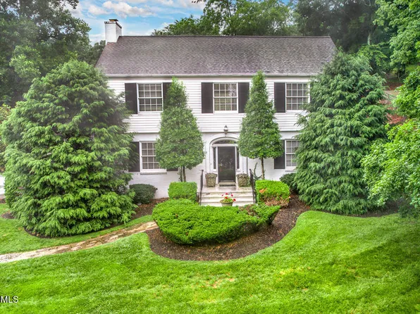 528 N Main St, Clinton, TN 37716