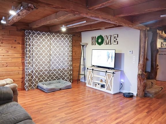 5th image of 663 Long Hole Rd