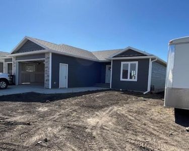 3610 Lincoln Ave, Spirit Lake, IA, 51360