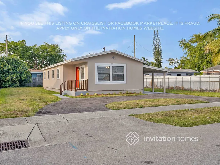 2751 NW 23rd St — Photo 2