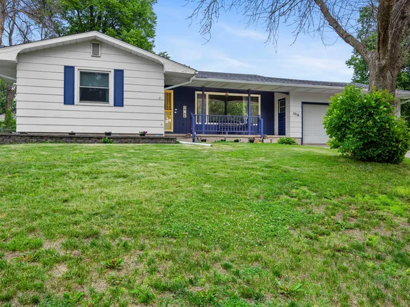 1516 Wellington Cres, Faribault, MN 55021