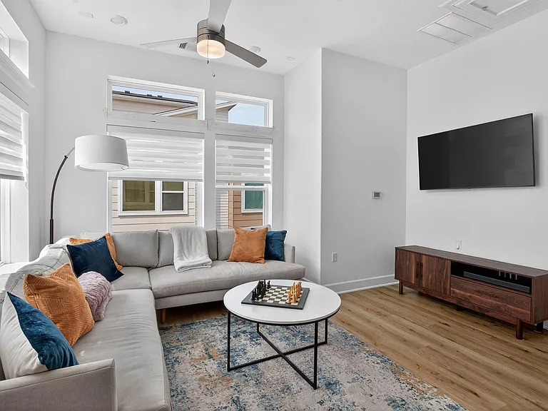 4206 Margarita St — Photo 12