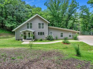1969 Hillsboro Valley Park Rd, High Ridge, MO 63049