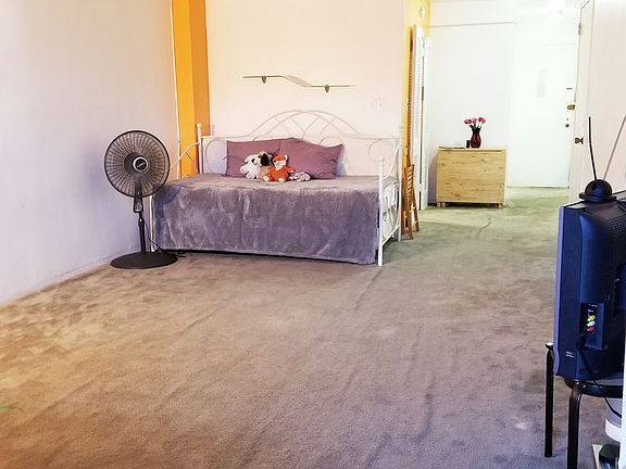 3rd image of 61-25 97th St APT 6R