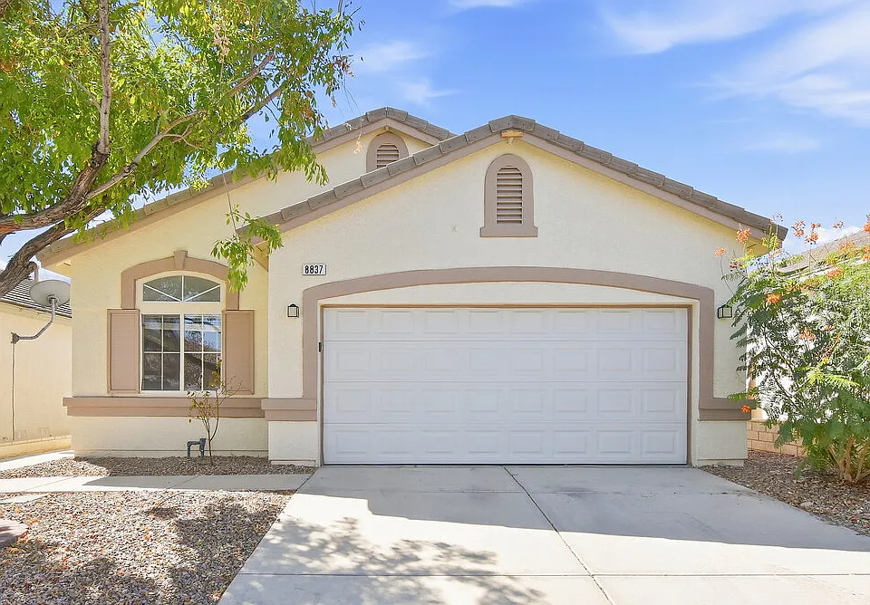 8837 Medicine Wheel Ave