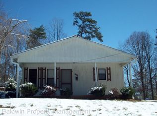 1529 Longview Dr, Winston Salem, NC 27107