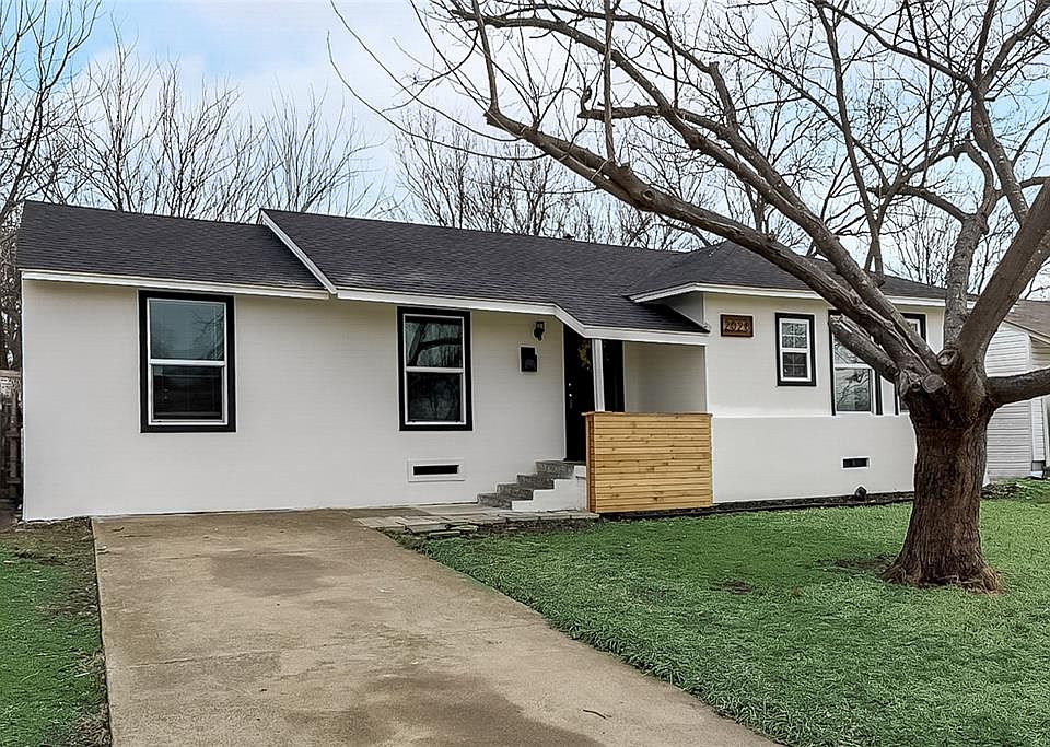 1st image of 2028 Sherwood Dr