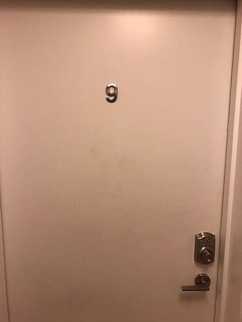 1st image of 1834 Vineyard St Unit 9