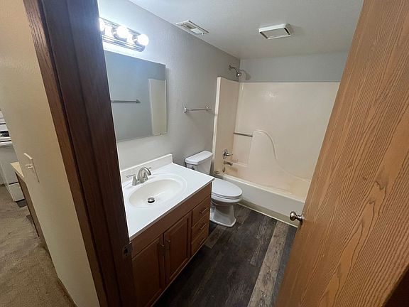 5th image of 1711-1713 N Main St