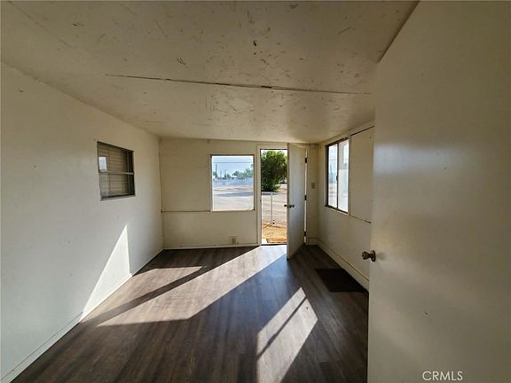 5th image of 5623 Colorado River Rd