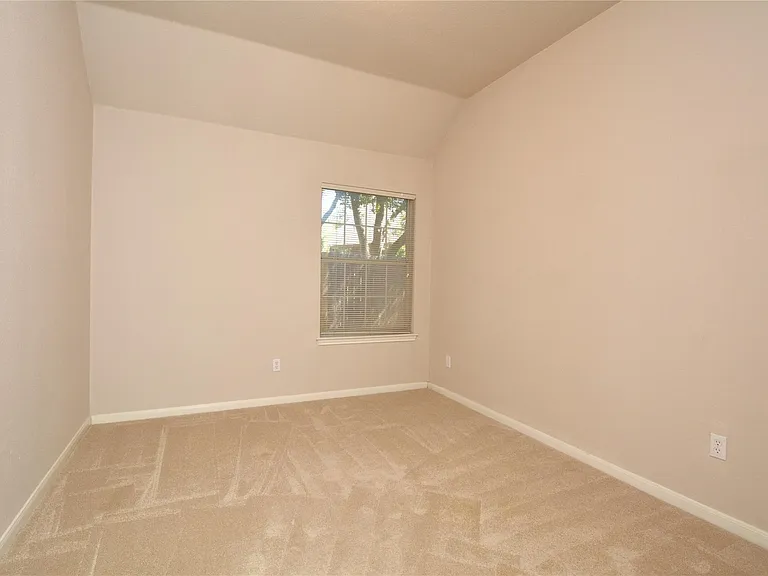 11509 Leon Grande Cv — Photo 27