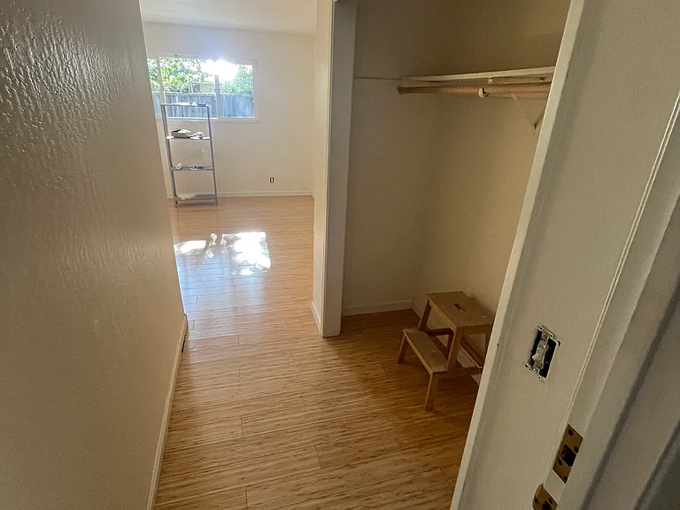 1105 Cabot St — Photo 11