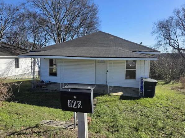 808 Park St, Florence, AL 35630