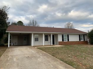 100 Belmont Farms Dr, Ellenwood, GA