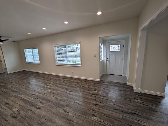 4th image of 3142 Los Olivos Ln