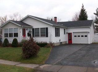 34 Raymond St, Malone, NY 12953