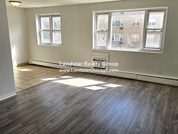 4th image of 2025 W Granville Ave APT 305B