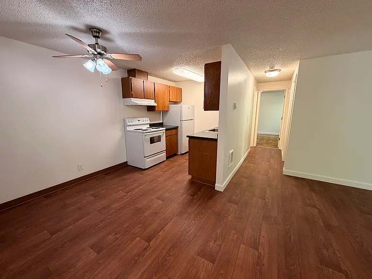 Meridian Village — Photo 29