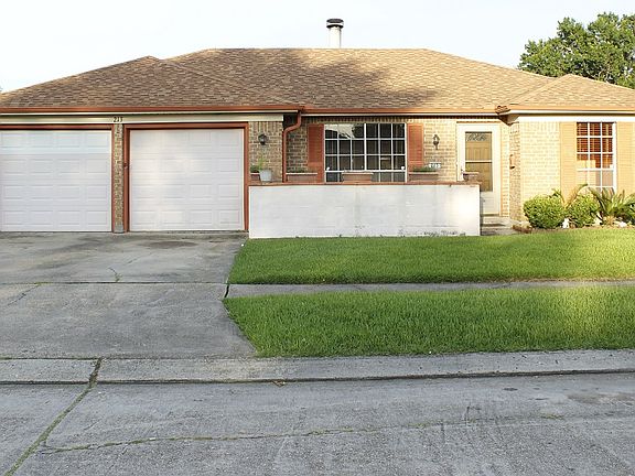 3rd image of 213 Vermillion Dr
