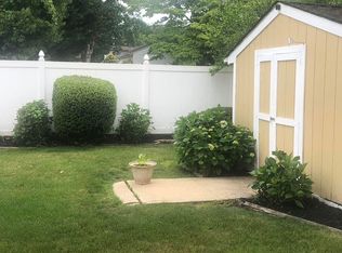 1483 2nd St, West Babylon, NY 11704