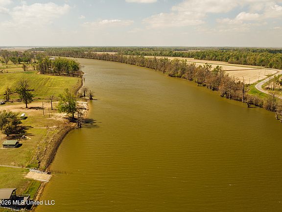 3rd image of 2503 Deerfield Rd Lot A/b