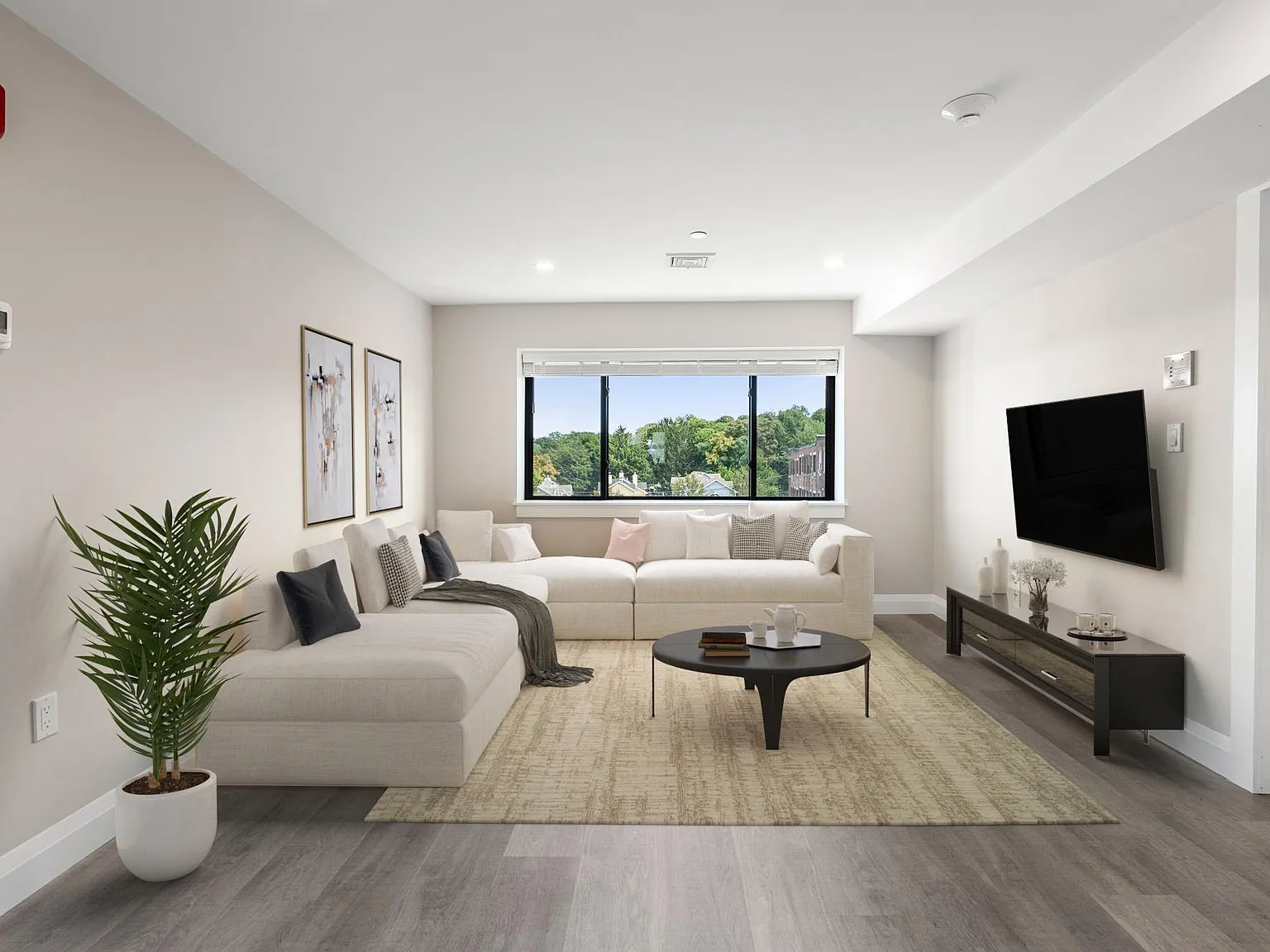 329 Summit Avenue — Photo 1