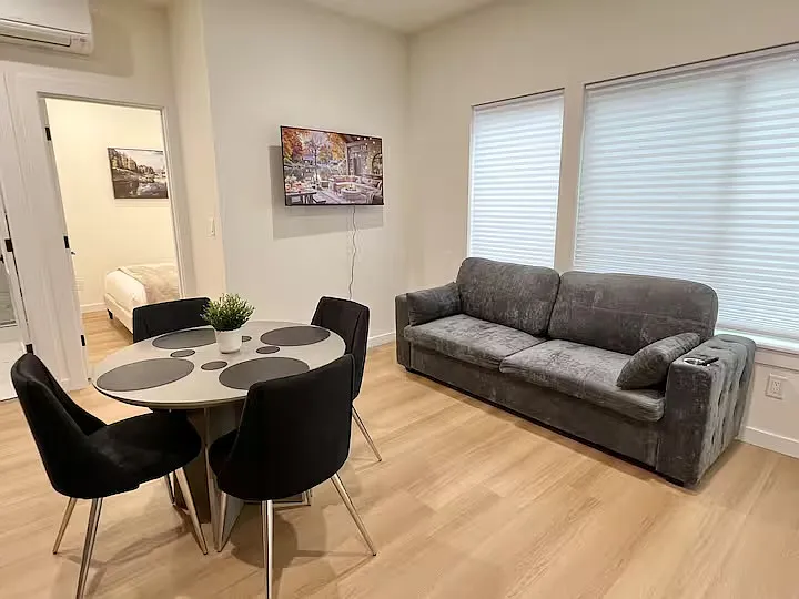 5218 Delridge Way SW #F — Photo 5
