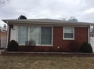 8905 Marion Ave, Morton Grove, IL