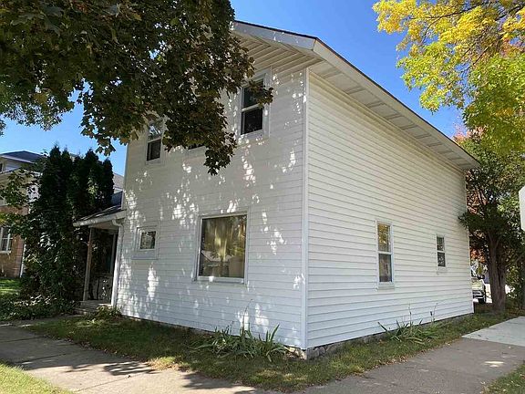 4th image of 636 Kickbusch St