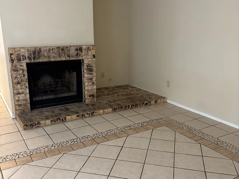 5311 Wild West Dr — Photo 10