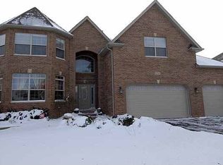 12729 S Skyline Dr, Plainfield, IL 60585