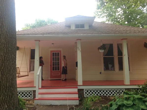 507 W California Ave, Urbana, IL 61801