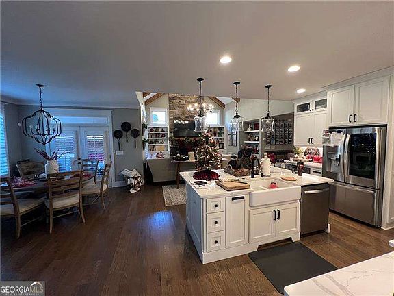 4th image of 6332 Granbury Walk