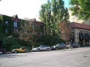 700 W 48th St #203, Kansas City, MO 64117