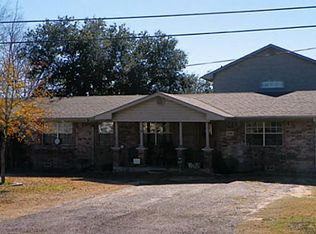 630 E Market St, Mabank, TX 75147