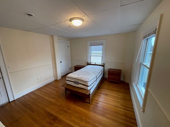 90 Westford St #4