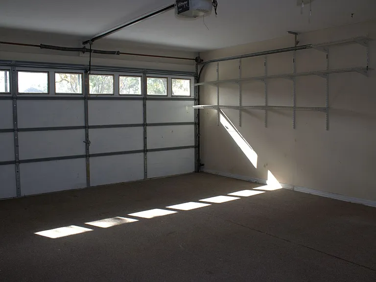 9395 Belvedere St — Photo 24