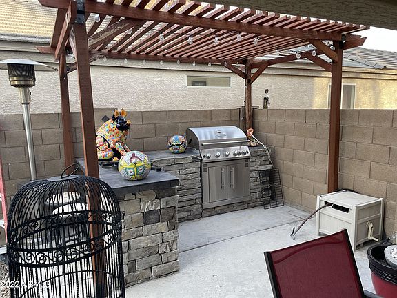 4th image of 23989 N Mojave Ln