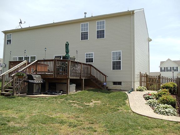 3rd image of 7 Granite Ct
