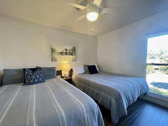5th image of 800 Saint Andrews Dr #255