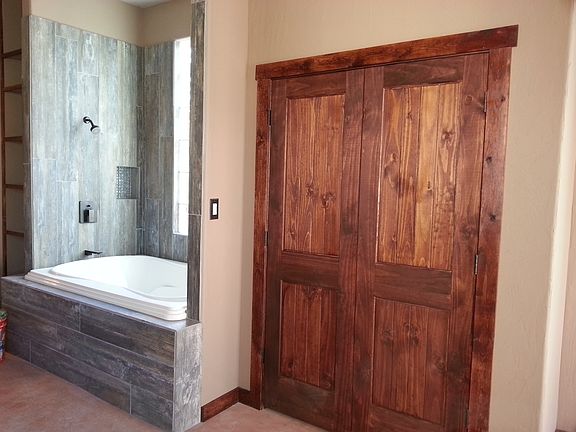 4th image of 3607 Calle Del Sol NE