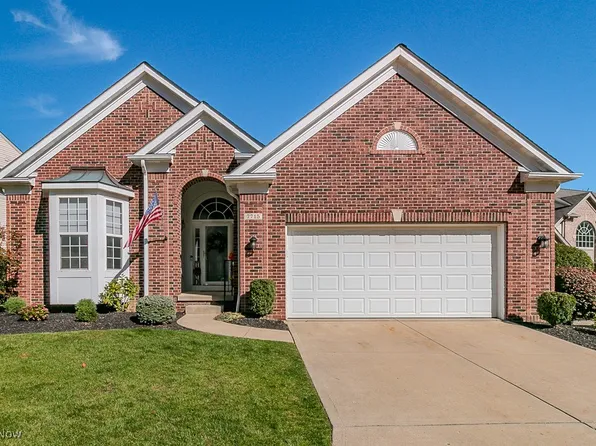 7715 Woodstar Ln, Painesville, OH 44077