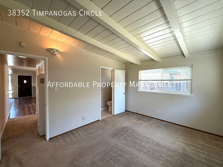 38352 Timpanogas Cir — Photo 7
