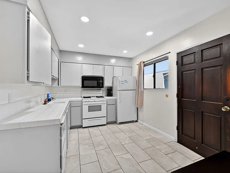4875 Cole St #61 — Photo 26