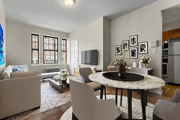 Rented by Platinum Properties | media 9