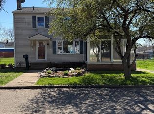 311 South St NW, Navarre, OH